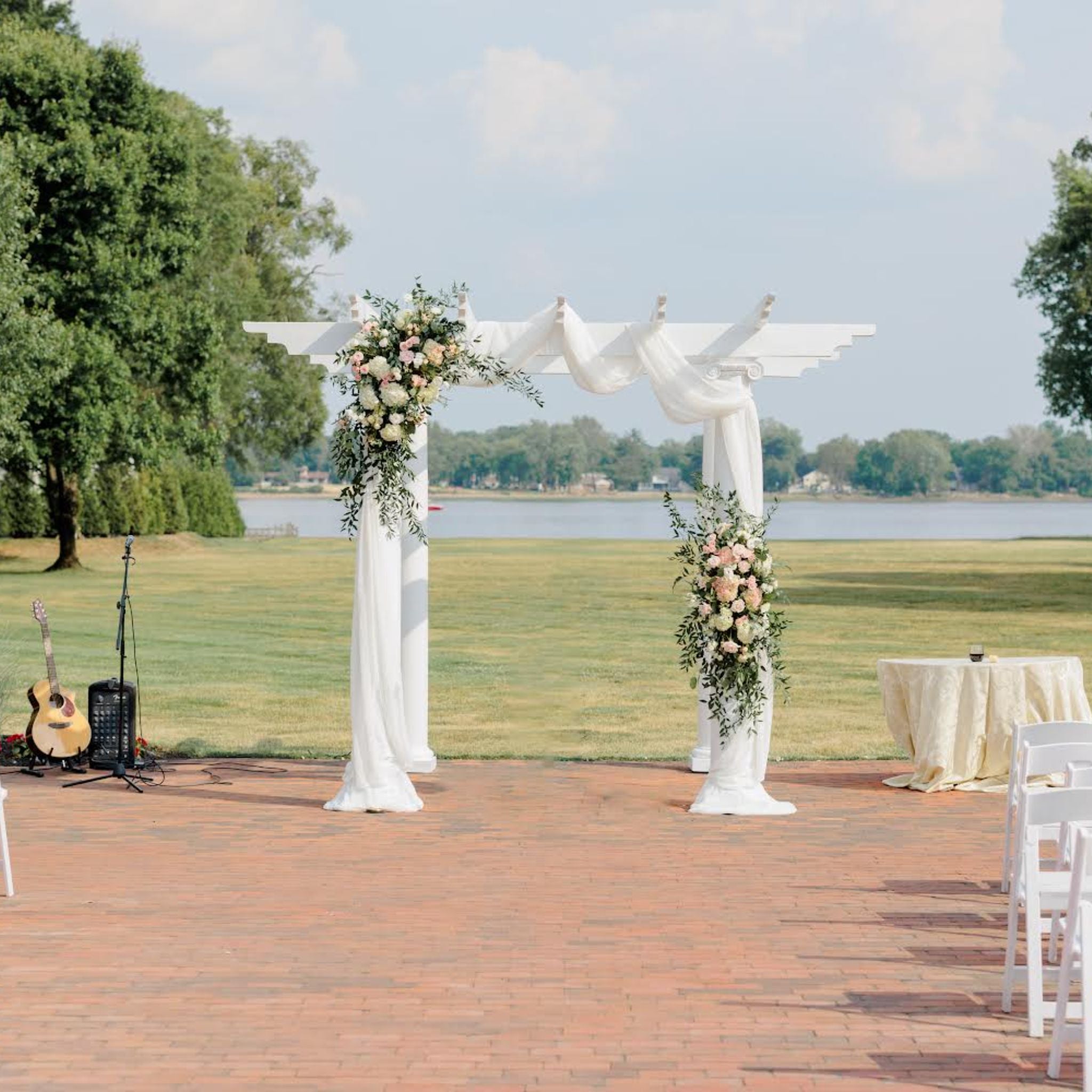 Wedding Chuppah in Philadelphia | NE Flower Boutique