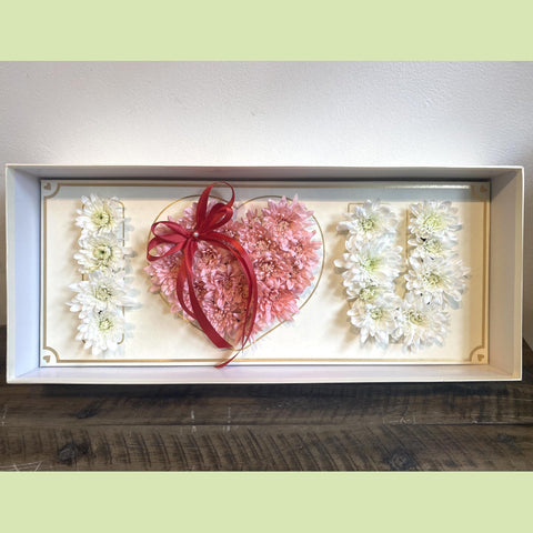 5-I Love U box with daisies-NE Flower Boutique